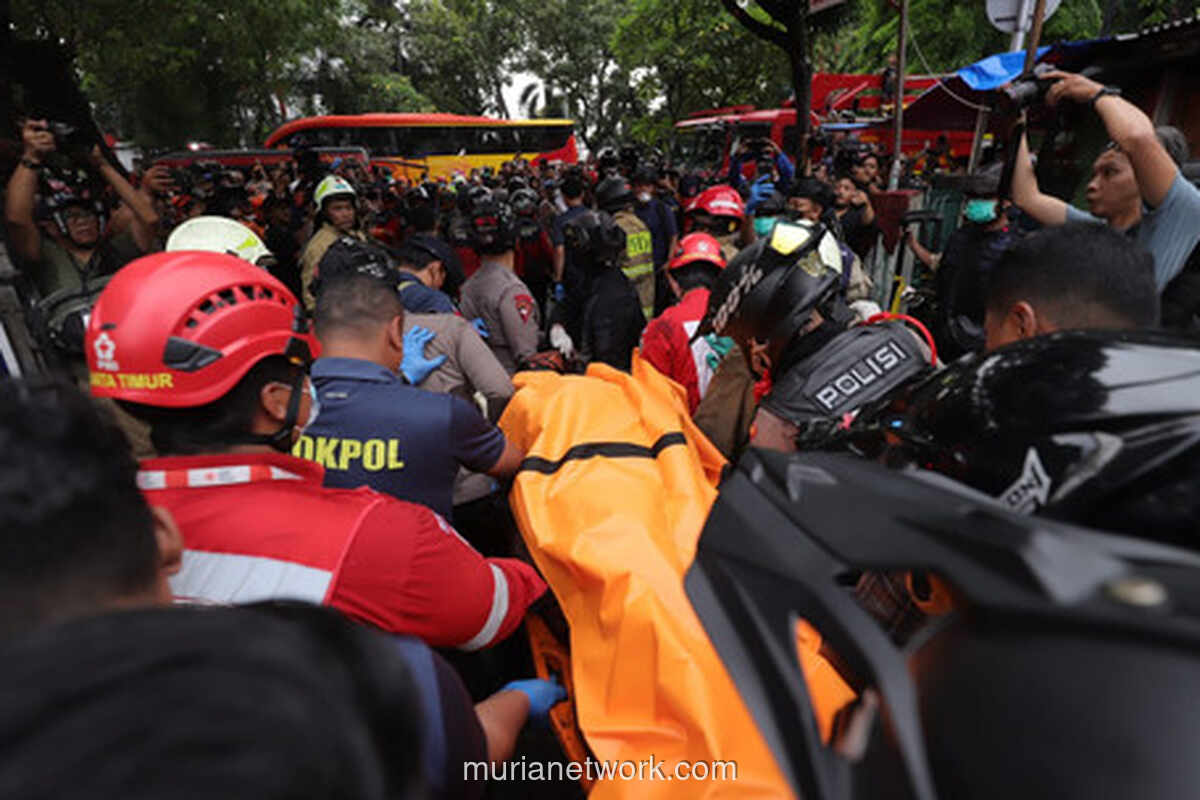 Kebakaran Terra Drone Tewaskan 22 Orang, Polisi Buka Posko untuk Keluarga Korban