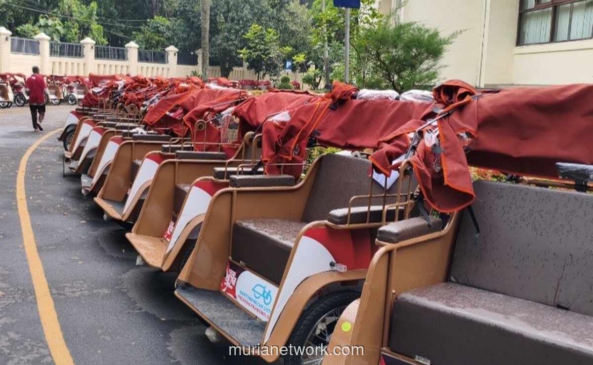 Harapan Baru di Usia Senja: Sayudi dan Becak Listrik Pemberian Presiden