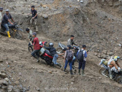 Bantuan Logistik Aceh Masih Andalkan Helikopter, Akses Darat Terkendala Medan