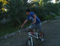 Kenangan Pantai dan Lapangan: Sebuah Rindu untuk Masa Kecil di Pangandaran