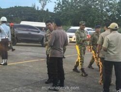 Prabowo Pimpin Rapat Darurat di Posko Bencana Aceh Usai Tinjau Lokasi Banjir Bandang