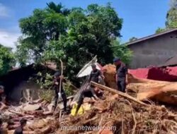 Di Balik Reruntuhan: Kisah Perjuangan Tim Gabungan Evakuasi Korban Banjir Bandang Sumatra