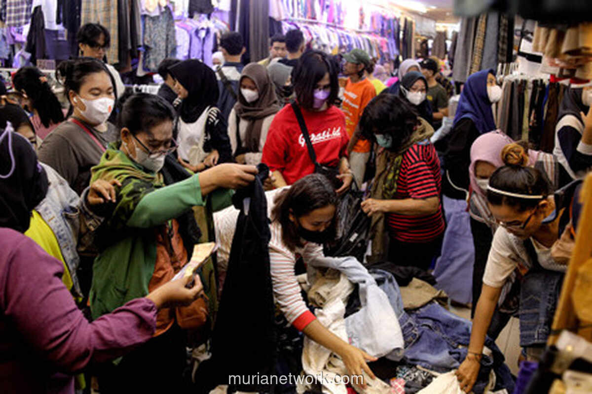 Pedagang Pakaian Bekas Desak Pemerintah Terbitkan Aturan Pajak Khusus