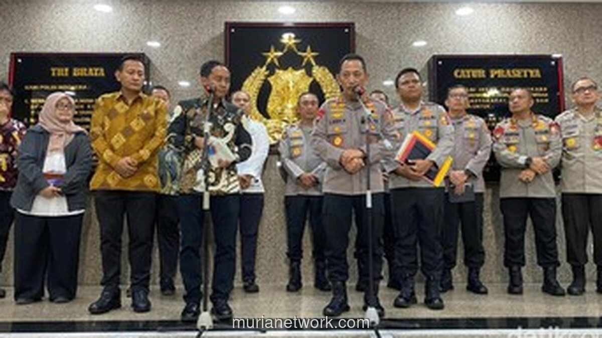 Kapolri dan Menteri Kehutanan Bentuk Satgas Usut Gelondongan Kayu Pemicu Banjir Bandang