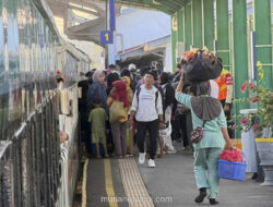 Di Balik Liburan, Kereta Petani dan Pedagang Tetap Jadi Nadi Ekonomi Rakyat