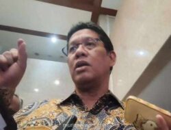 Menteri Keuangan Batuk-batuk, Bercandai Doa Pengusaha Emas