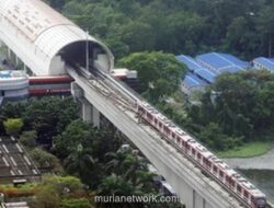 Liburan Sekolah, Stasiun MRT Jakarta Diserbu Keluarga yang Wisata Transportasi