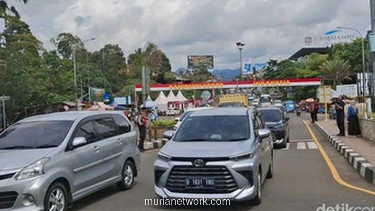 Arus Mudik Wisatawan Balik ke Jakarta, Jalan Puncak Dijadikan Satu Arah