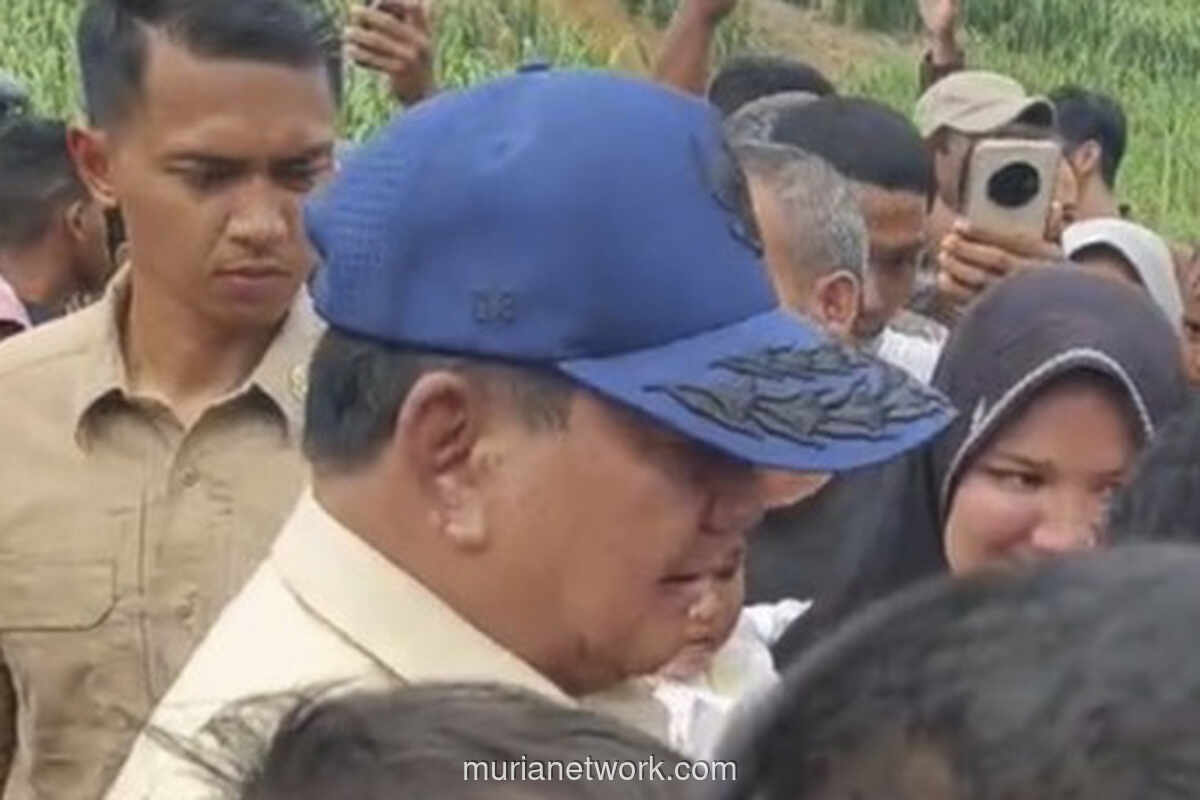 Kisah di Tenda Pengungsian: Prabowo dan Isak Tangis Warga Korban Banjir Aceh