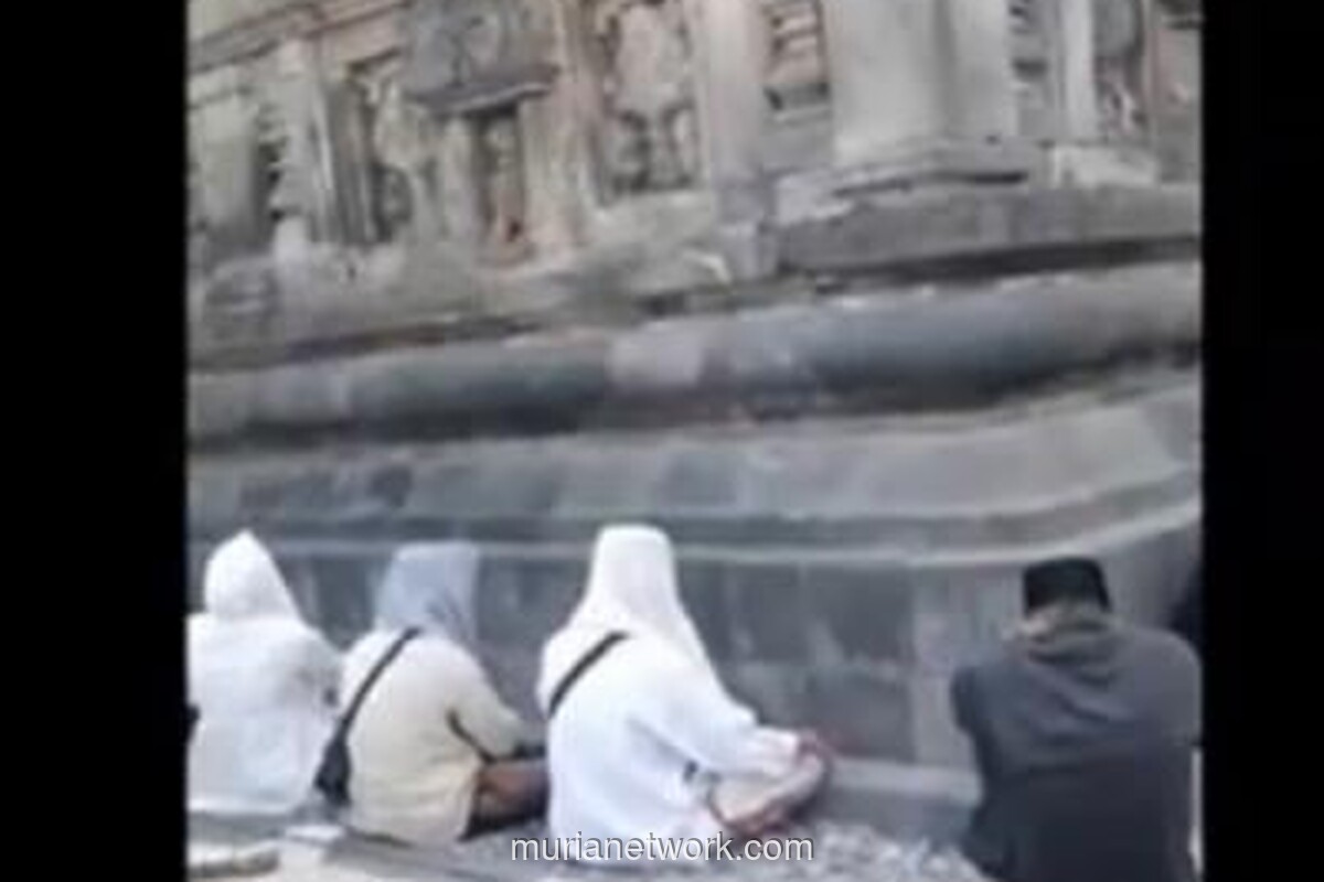 Ritual Misterius di Candi Siwa Prambanan Picu Polemik