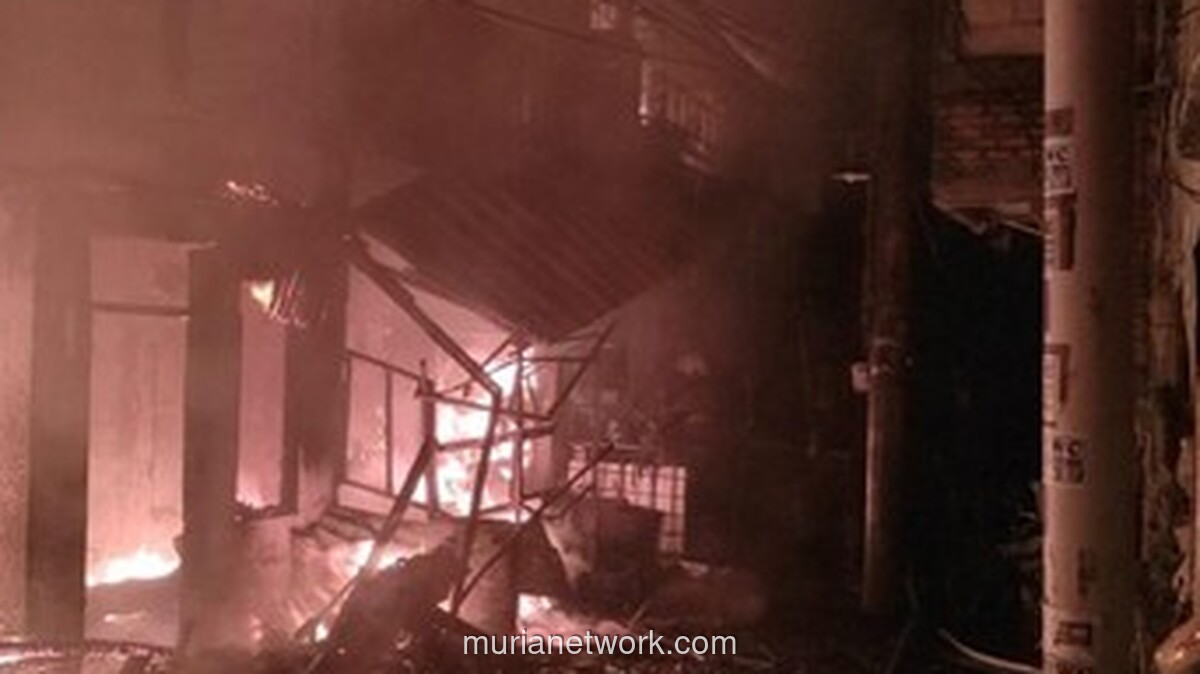 Delapan Rumah Ludes Dilahap Si Jago Merah di Grogol Petamburan