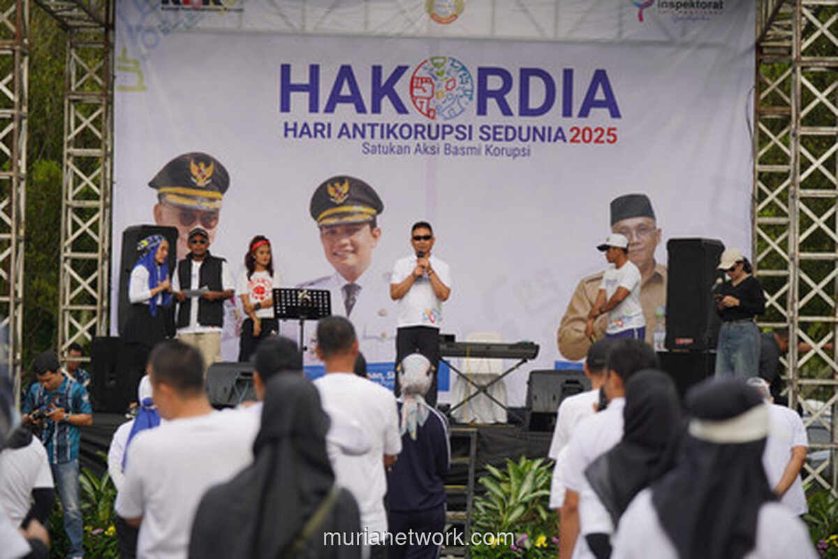 ASN Pontianak Serukan Komitmen Antikorupsi Lewat Senam di Tepian Kapuas