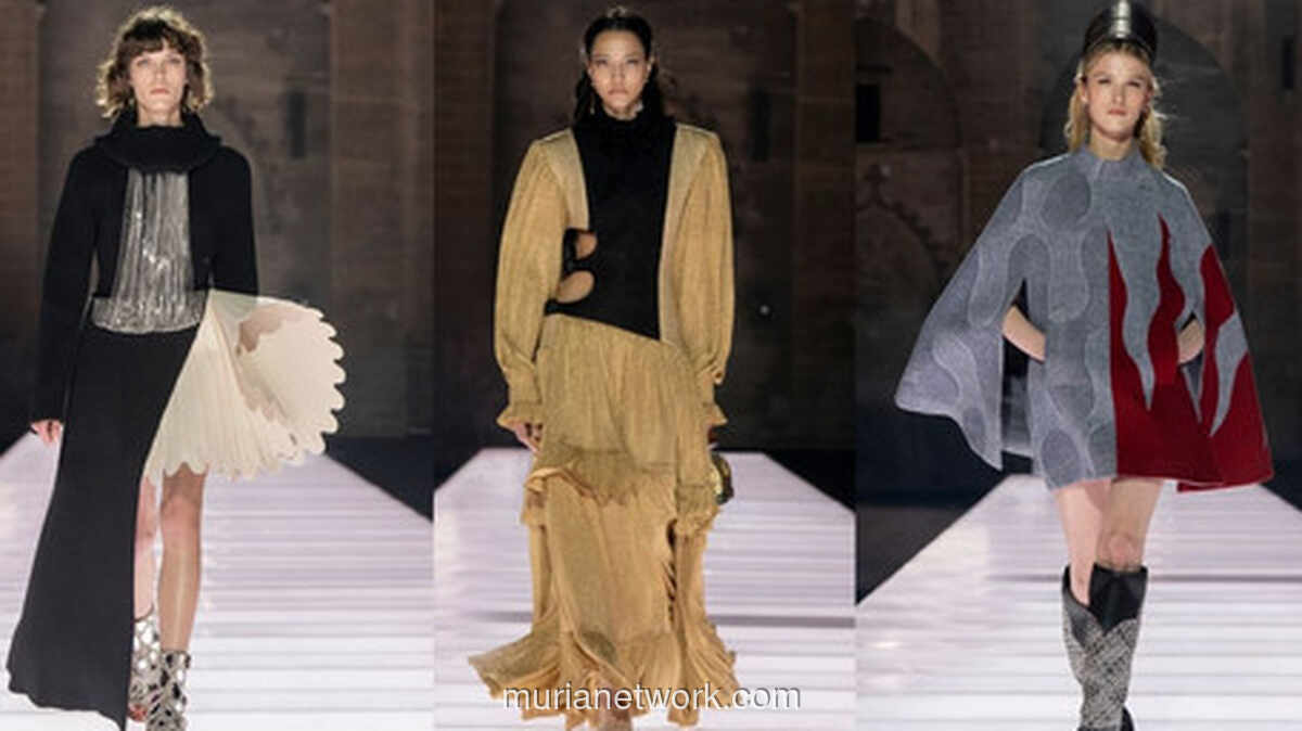 Louis Vuitton Hantamkan Zaman di Istana Kepausan