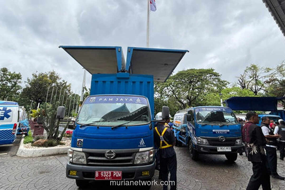 DKI Jakarta Kirim Pabrik Air Bergerak untuk Korban Bencana di Sumatera