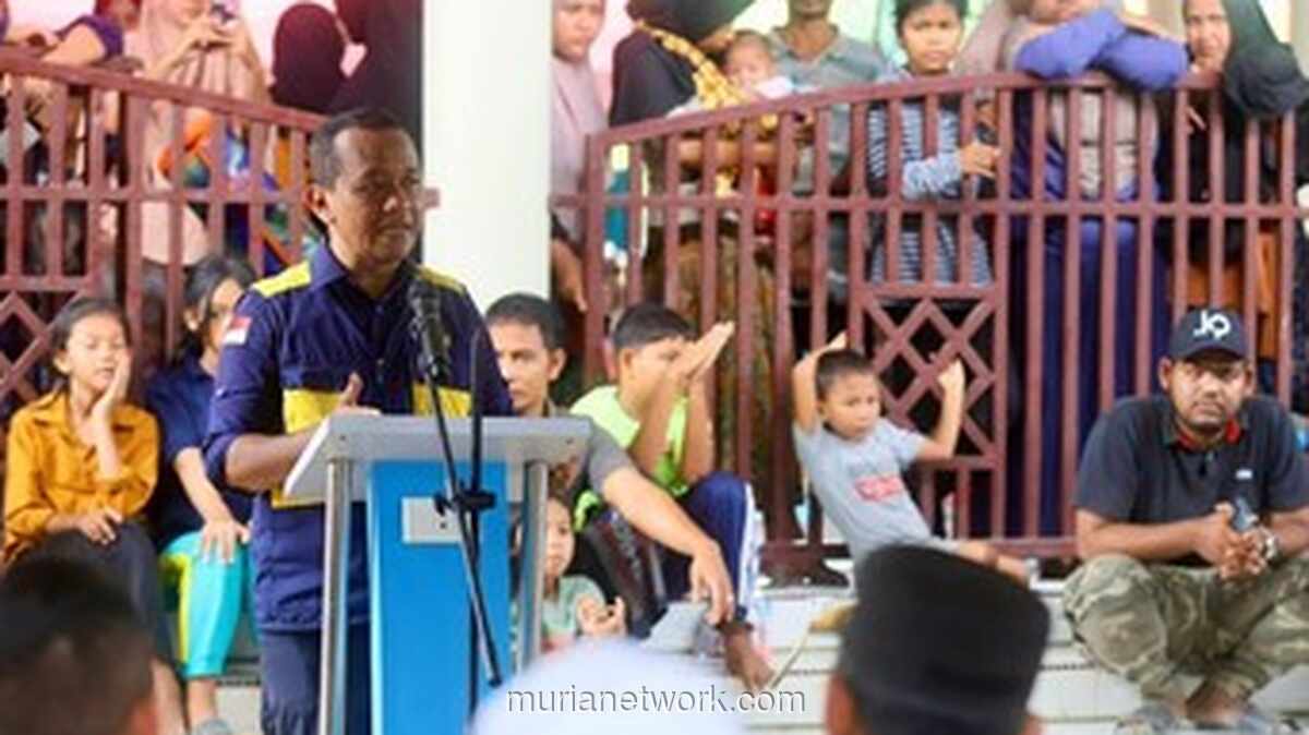 Bahlil Turun Langsung ke Lokasi Banjir Aceh, Pastikan Bantuan Vital Tepat Sasaran