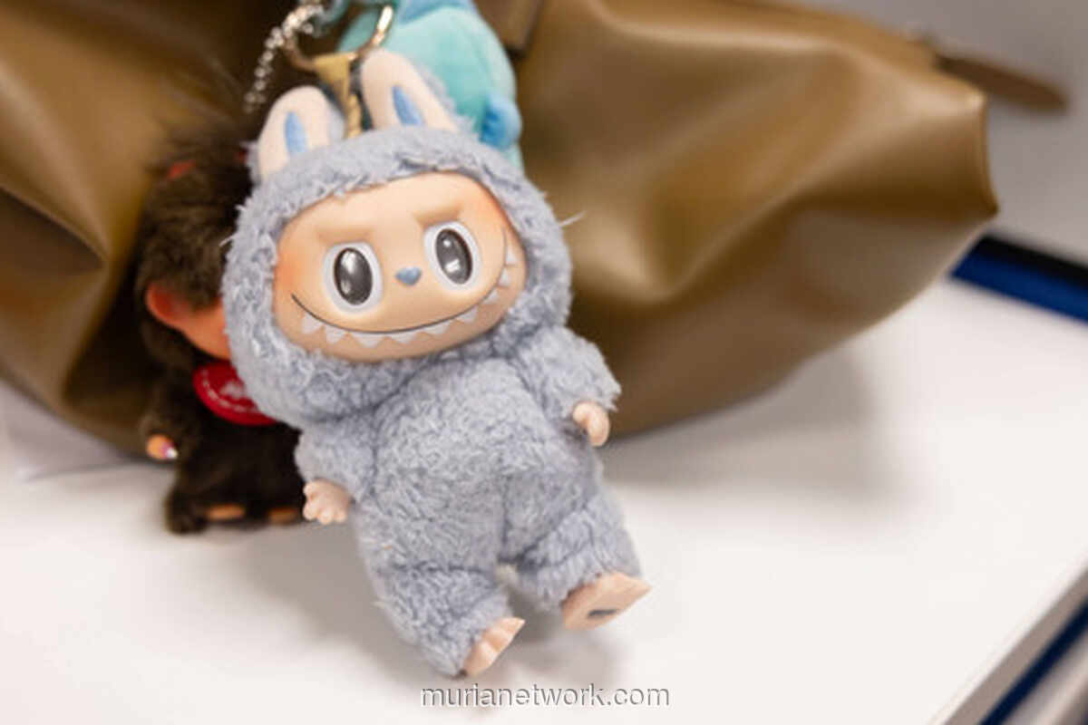 Demam Labubu Meredup, Saham Pop Mart Terjun Bebas