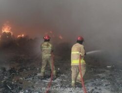 Gudang Kosmetik dan Obat di Bogor Ludes Terbakar, Kerugian Capai Rp1 Miliar