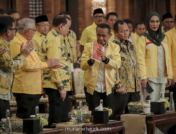 Bahlil Tegaskan ke Senior Golkar: Jangan Terus Merasa Masih Ketua Umum
