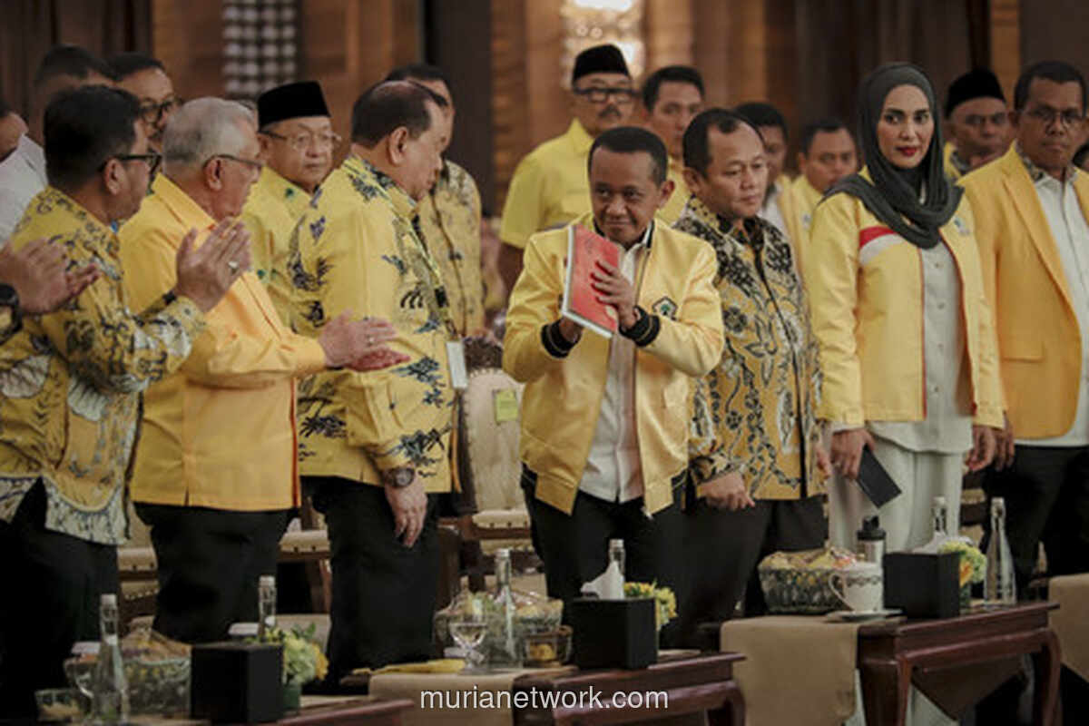 Bahlil Tegaskan ke Senior Golkar: Jangan Terus Merasa Masih Ketua Umum