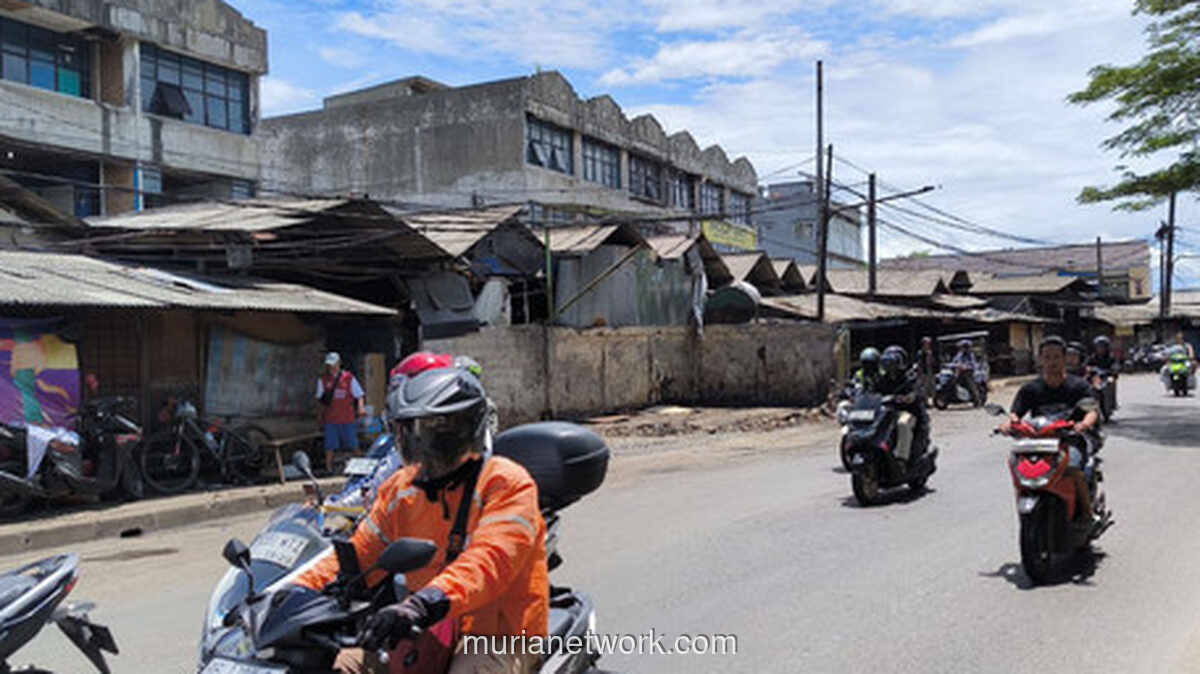 Gunungan Sampah di Tangsel Mulai Berkurang, Tapi Masih Ada yang Menggunung di Kolong Flyover