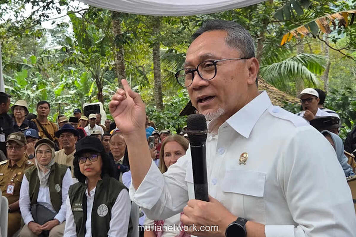 Zulkifli Hasan Santai Hadapi Tudingan Penyebab Bencana di Sumatera