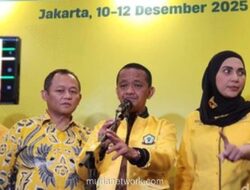 Bahlil Minta Kader Golkar Siapkan Payung Sebelum Bencana Datang