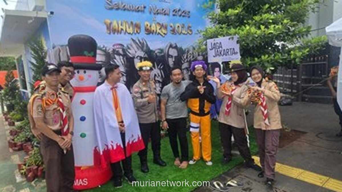 Polisi Naruto Ramaikan Pos Pengamanan Natal di Kota Tua