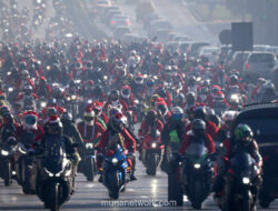 Sofia Berdengung: Rombongan Sinterklas Naik Motor Warnai Musim Natal