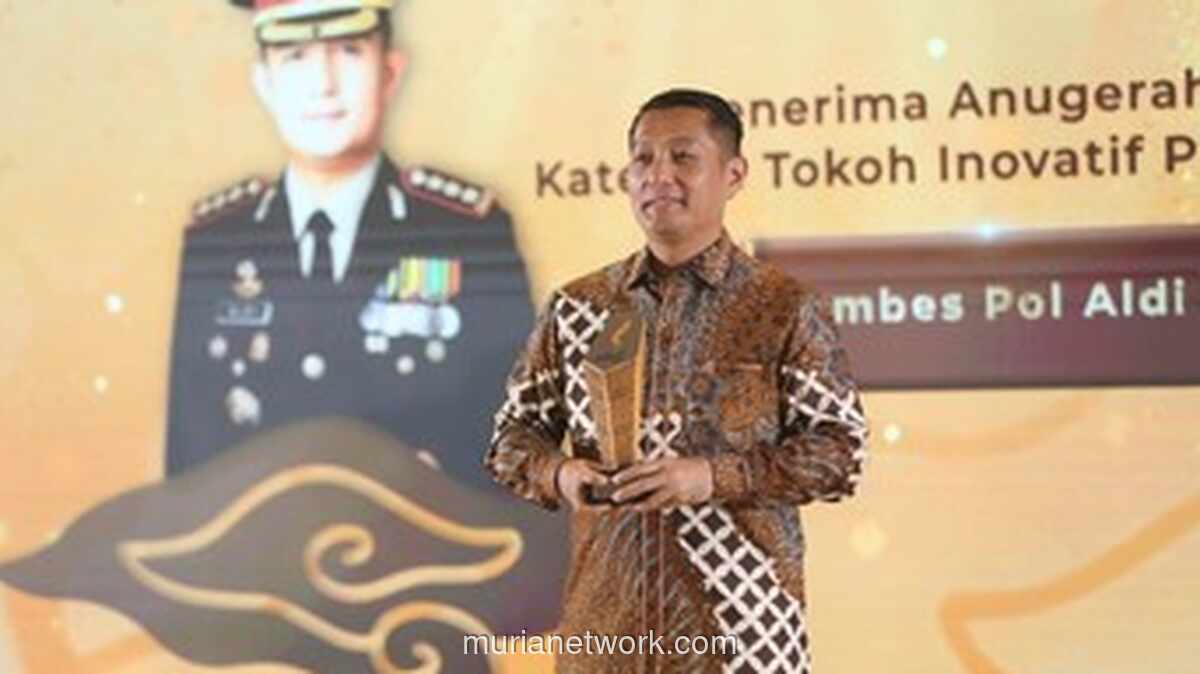 Kapolresta Bandung Terima Penghargaan Atas Inovasi Lapor Pak Kapolres