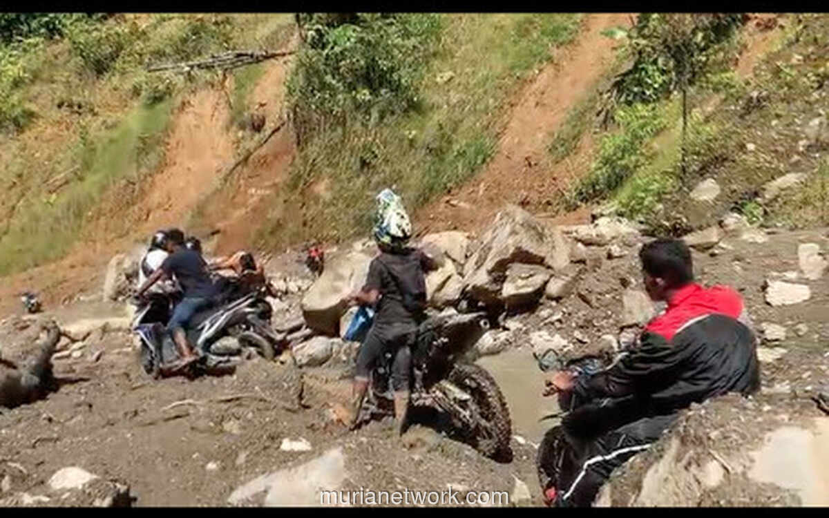 Helikopter dan Motor Trail: Kisah Perjuangan TNI Salurkan Bantuan ke Desa Terisolir Aceh Tengah