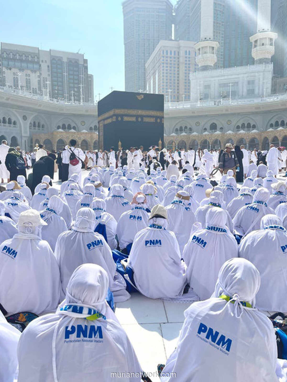 Haru dan Doa: 117 Nasabah PNM Mekaar Berangkat Umrah, Bawa Harapan untuk Korban Bencana Sumatera