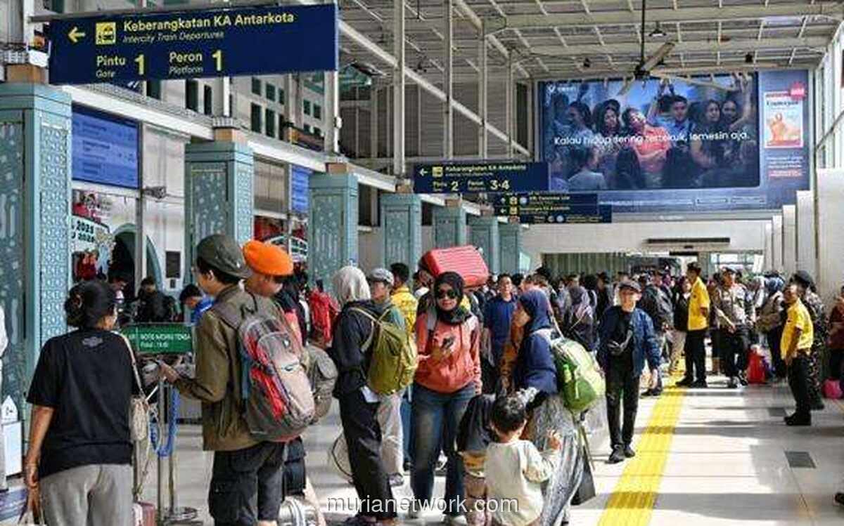 10 Juta Orang Serbu Transportasi Umum Saat Nataru, Keselamatan Jadi Sorotan
