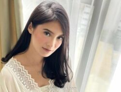 Vinessa Inez: Menyandang Toga di Tengah Peran Ganda sebagai Ibu Tunggal