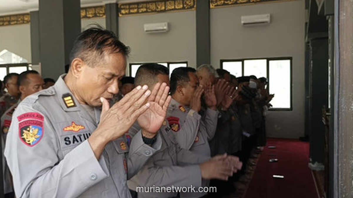 Ditpolairud Lampung Gelar Salat Gaib untuk Korban Bencana di Tengah Perayaan HUT