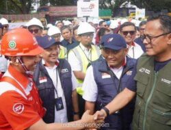 Relawan TelkomGroup Bawa 75 Ribu Liter Air Bersih untuk Korban Bencana Aceh