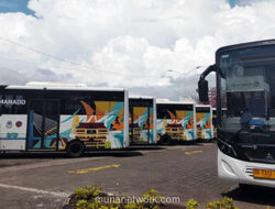 Demo Sopir Mikrolet Bikin Bus Trans Manado Mogok Total