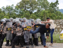 Kapolres Melawi Pimpin Simulasi Unjuk Rasa di Halaman DPRD