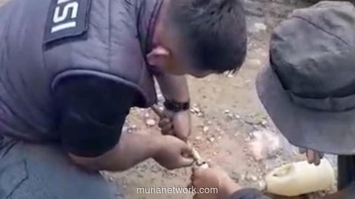 Polisi Sedot Bensin Motor Dinas Demi Evakuasi Korban Banjir Aceh