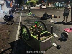 Motor Penerobos Lampu Merah Tabrak Gerobak di Dongkelan, Dua Lansia Terluka Serius