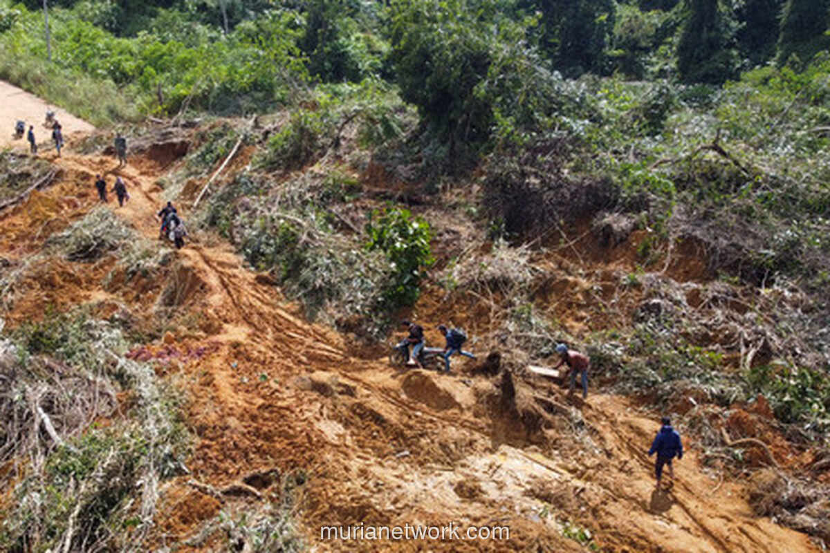 Prasetyo Tegaskan: Penanganan Korban Lebih Penting Daripada Status Bencana