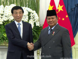 Prabowo Sambut Hangat Wang Huning di Istana, Pagellu Toraja Meriahkan Kedatangan