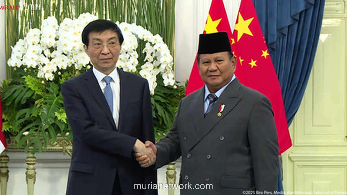 Prabowo Sambut Hangat Wang Huning di Istana, Pagellu Toraja Meriahkan Kedatangan