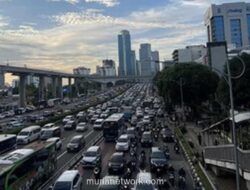Jakarta Lumpuh: Kemacetan Ekstrem Menjelang Libur Panjang Natal 2026