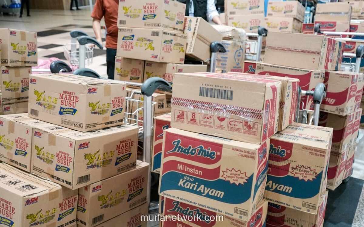 Helikopter Gencar Kirim Bantuan ke Desa Terisolir Korban Banjir Aceh