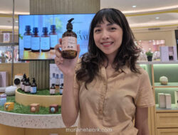 Uwibama Ungkap Rahasia Mood Hariannya dengan Dua Aroma Favorit