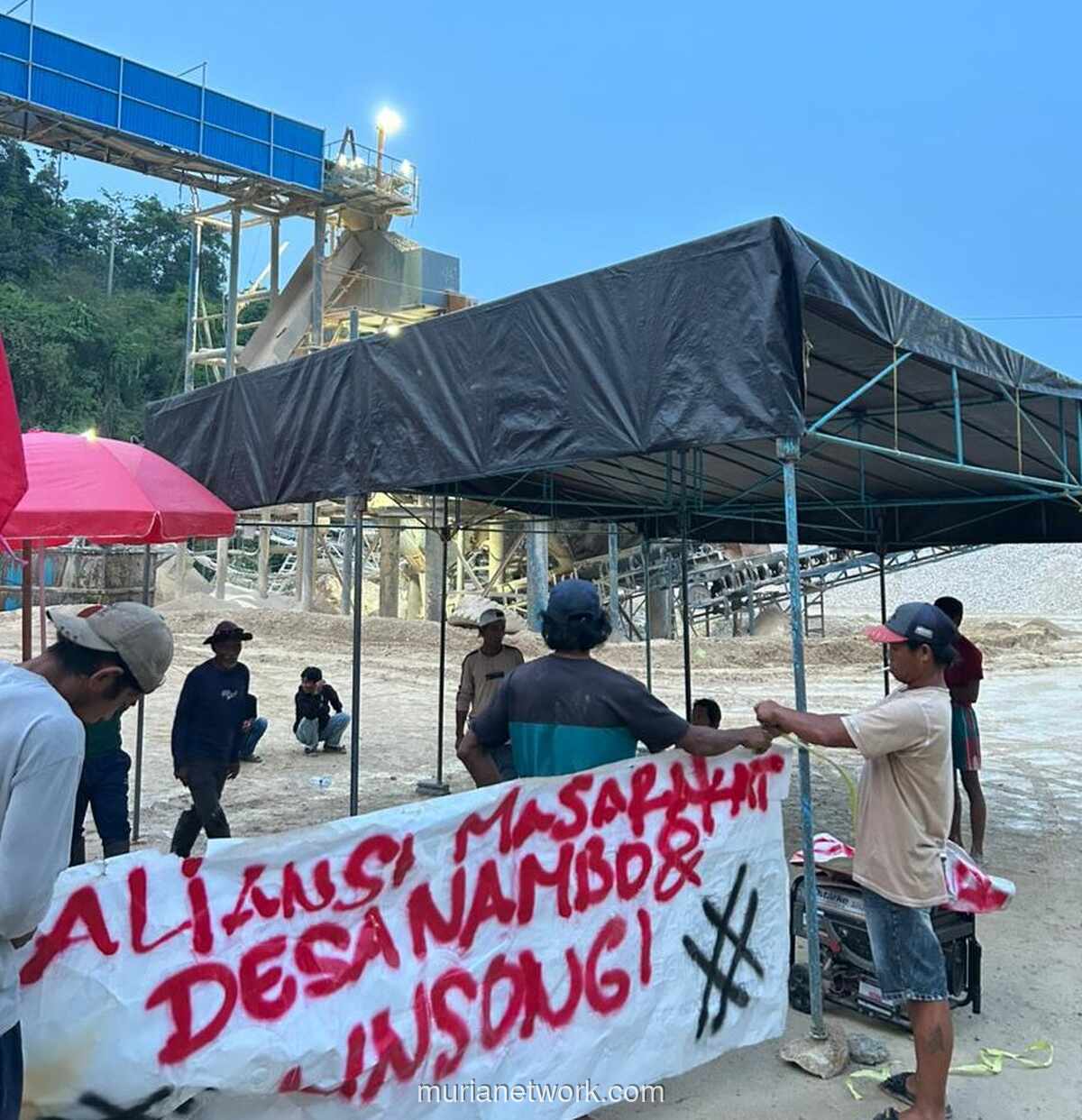 Warga Morowali Duduki Lahan, Tuntut Hentikan Kegiatan Ilegal Perusahaan