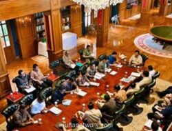 Prabowo Panggil Menteri ke Hambalang, Bahas Bencana hingga Insentif Nataru