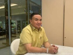 Banjir Belum Surut, Bupati Puji Prabowo di Tengah Reruntuhan