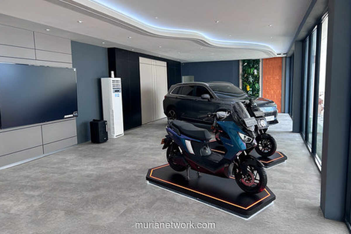 Polytron Buka Tiga Showroom EV, Siapkan Bantuan Darurat 24 Jam Gratis
