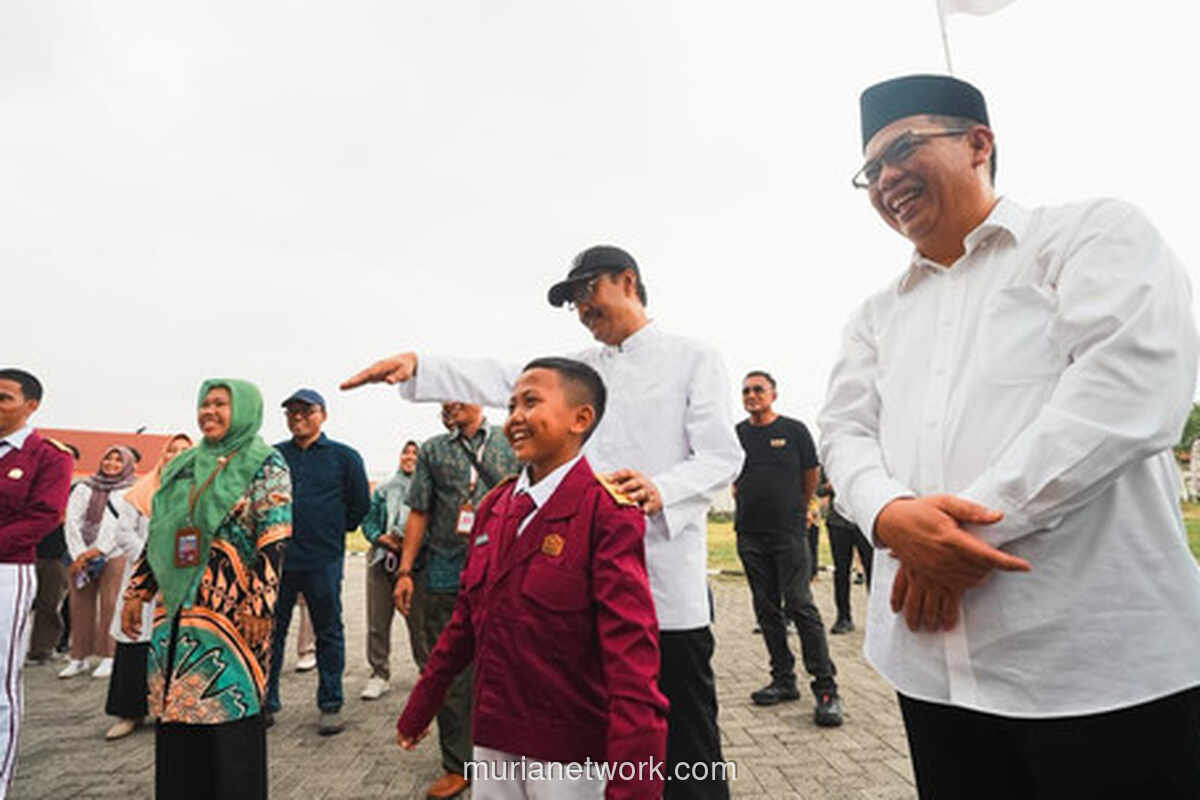 Gus Ipul Serukan Semangat Belajar di Sekolah Rakyat, Janjikan Dua Jalur Masa Depan
